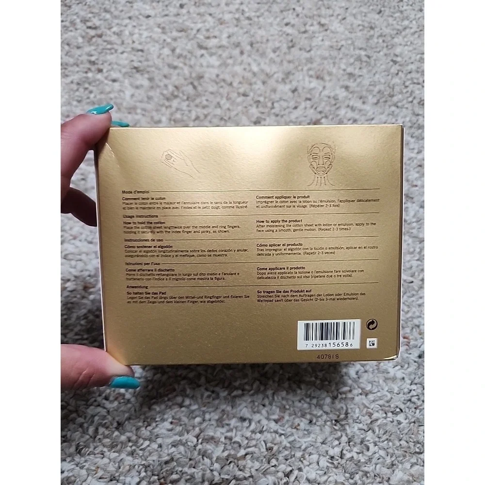 Cle de Peau Beaute Le Cotton 120 Sheets Silk Skin Care Lotion Puff Pad Japan New